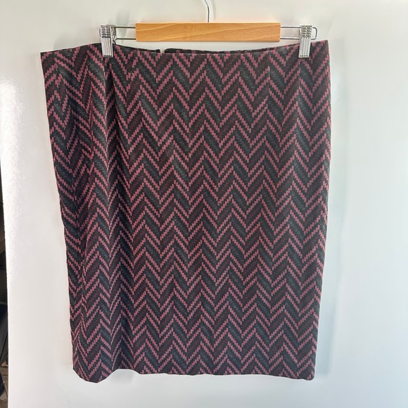 Kasper Chevron Pencil Skirt Career Office Wear Business Casual Size 14 NWT - Picture 4 of 9